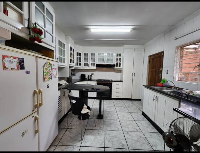 3 BEDROOM HOUSE FOR SALE IN NEWHOLME